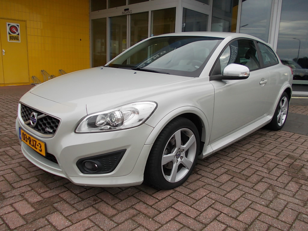 Volvo C30 2.0 r-design, airco, cruise-contr. leer 145pk