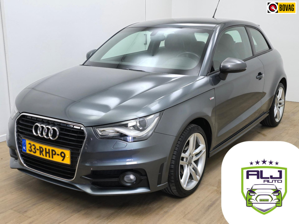 Audi A1 occasion 1.2 tfsi 2x s-line origineel audi | tweedehands audi a1 antracietgrijs | halfleer | sportstoelen | cruise | navi