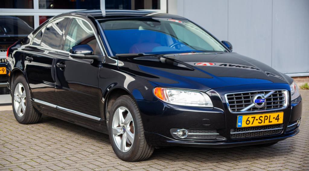 Volvo S80