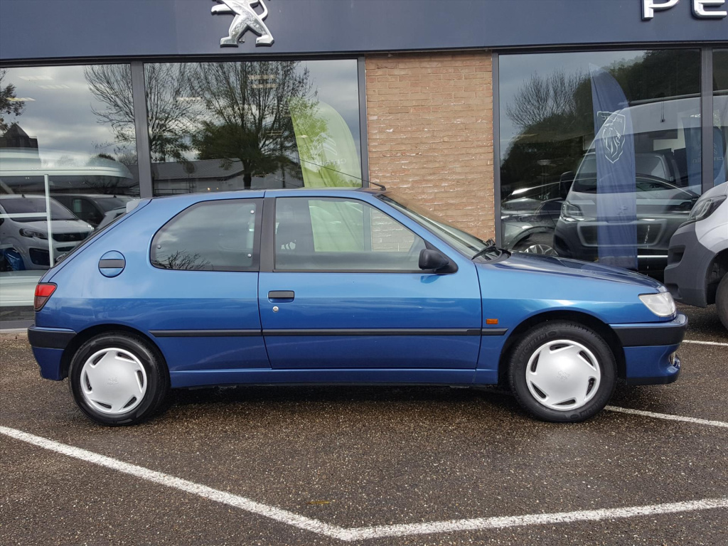 Peugeot 306