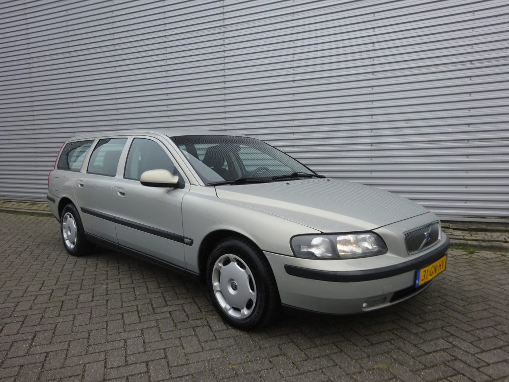 Volvo V70