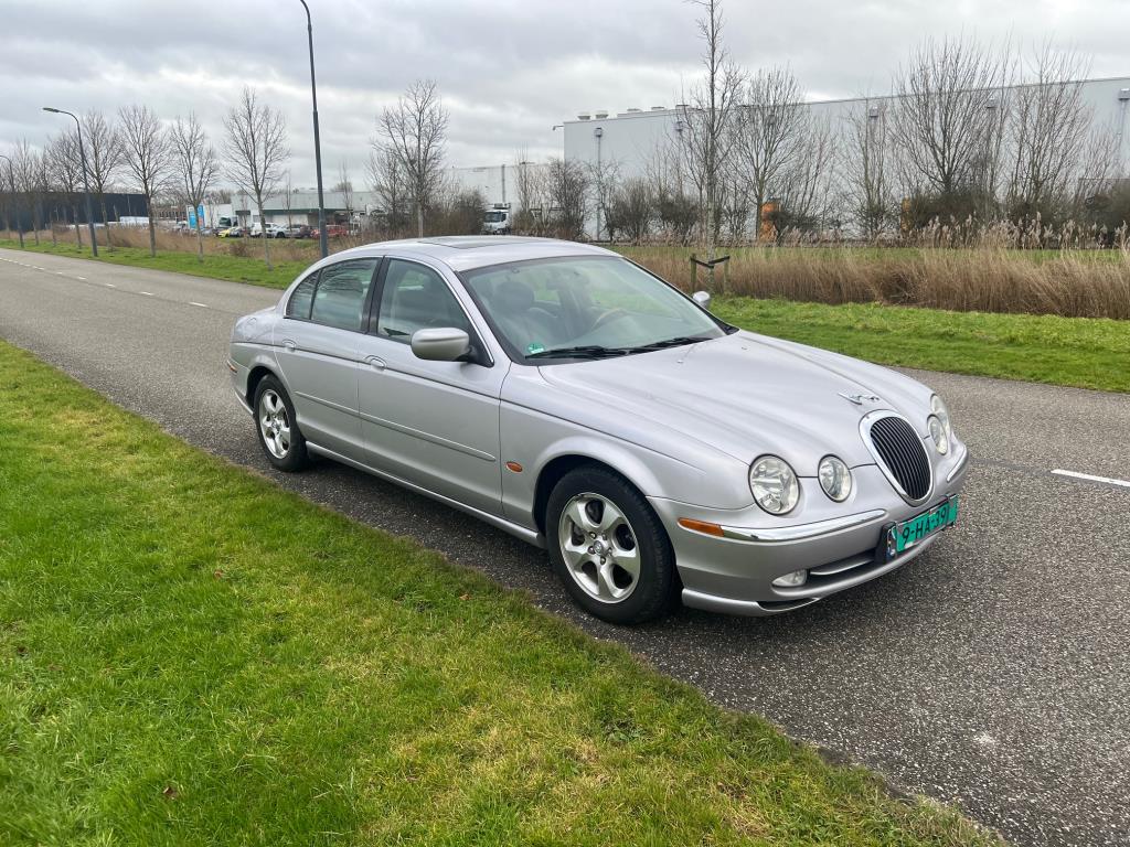 Jaguar S-Type