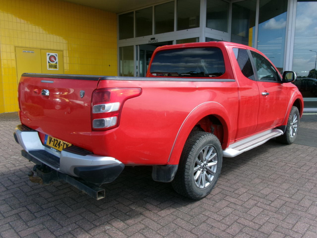 Mitsubishi L200