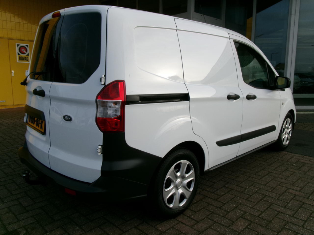 Ford Transit Courier