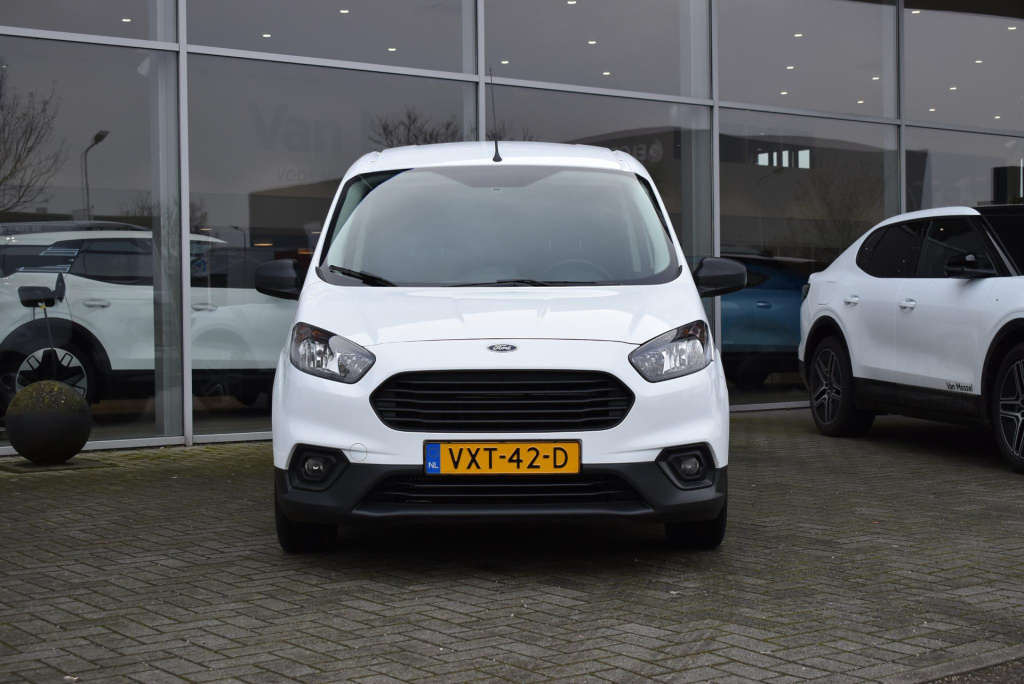 Ford Transit Courier