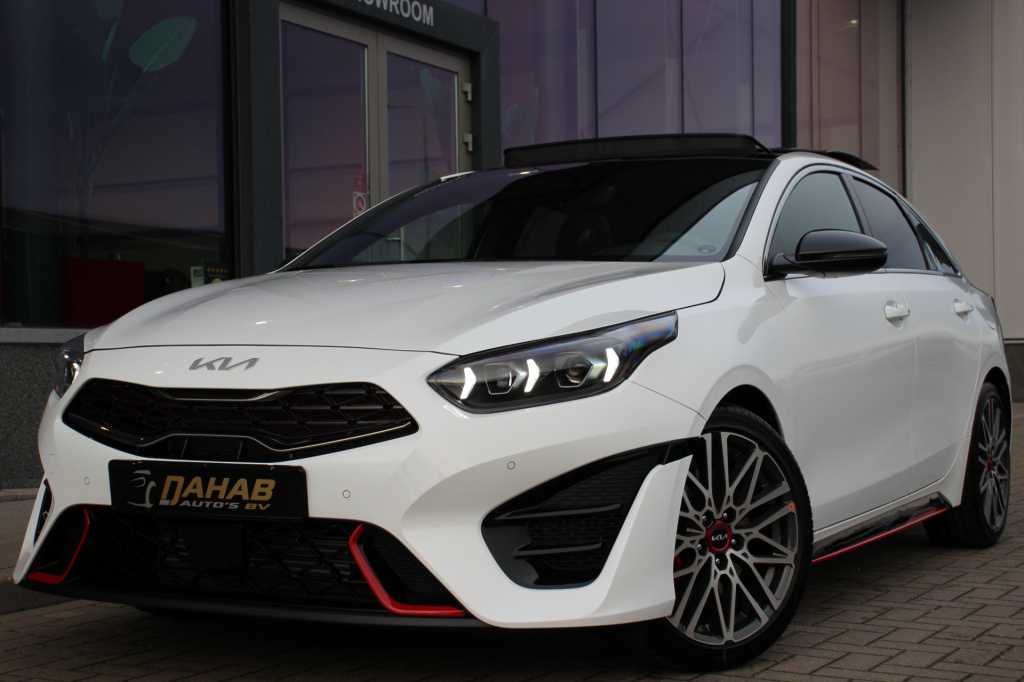 Kia Proceed