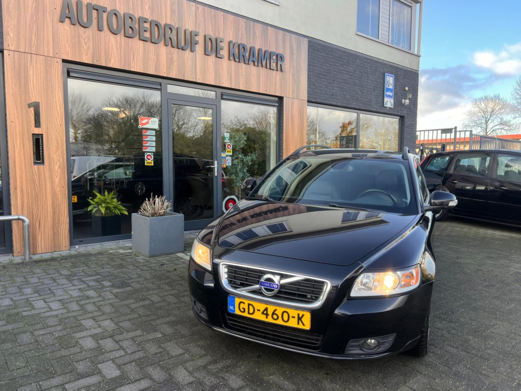 Volvo V50