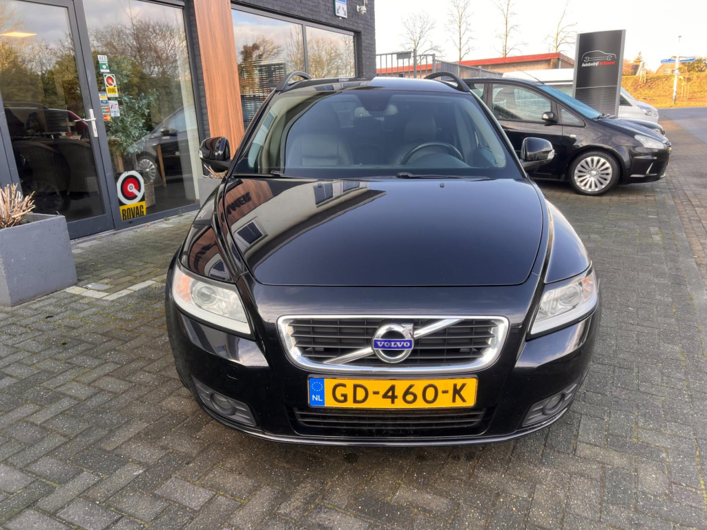 Volvo V50