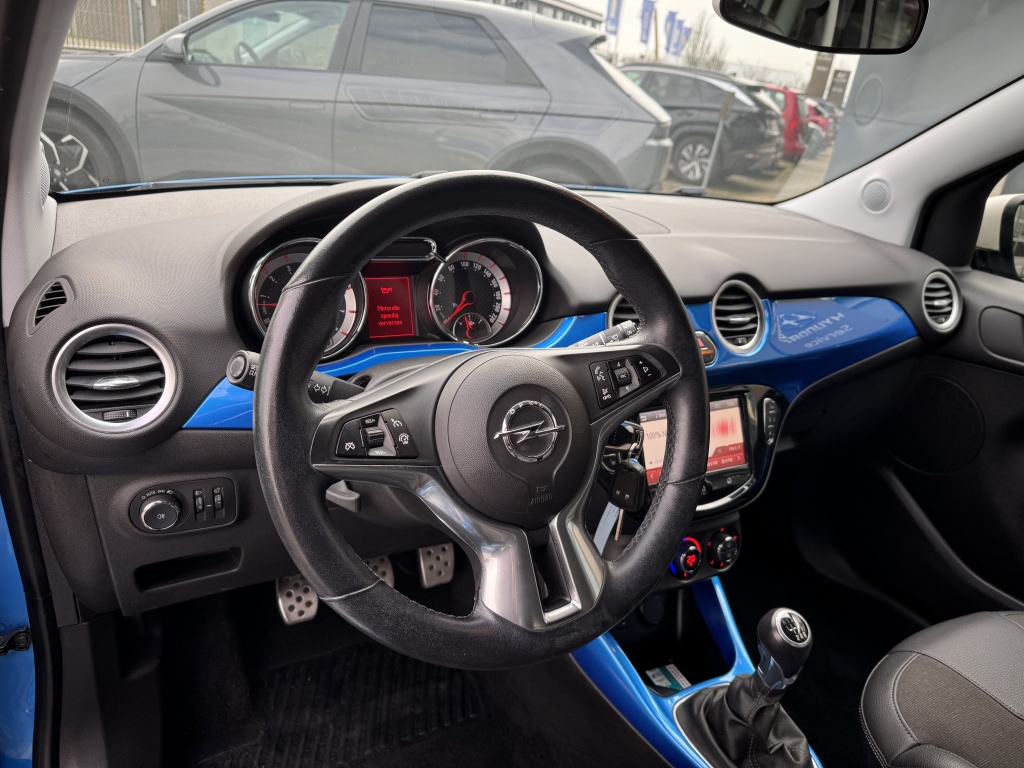 Opel Adam