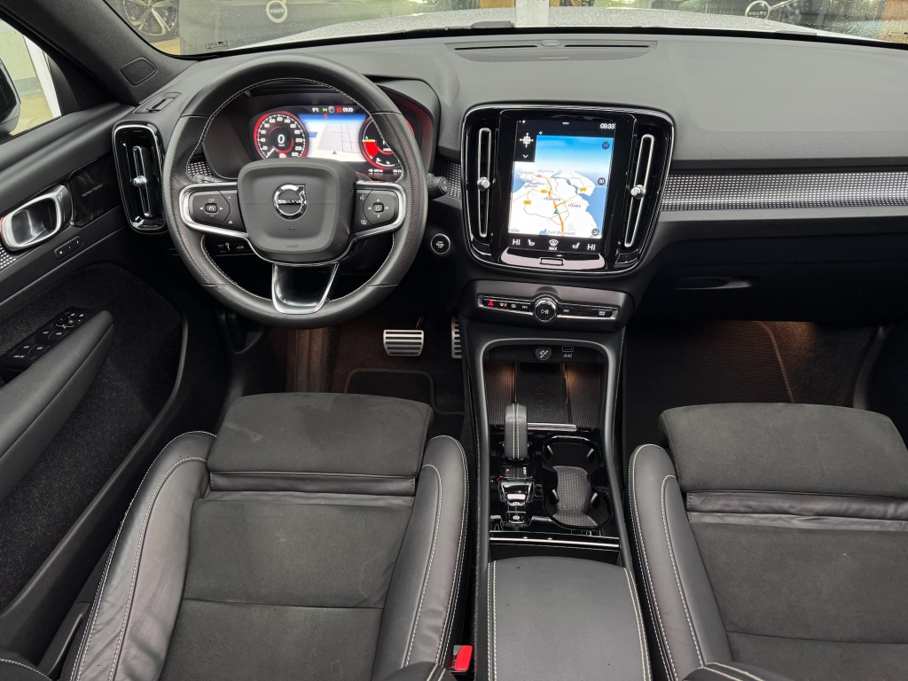 Volvo XC40