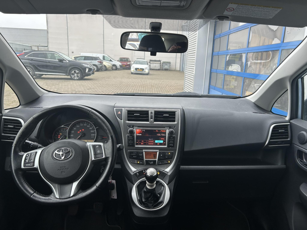 Toyota Verso-s