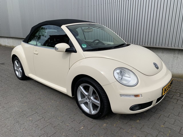 Volkswagen New Beetle