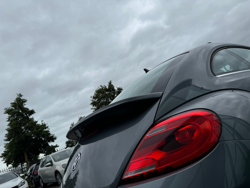 Volkswagen New Beetle