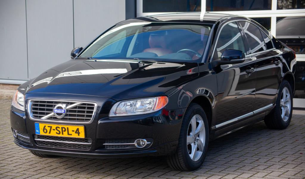 Volvo S80