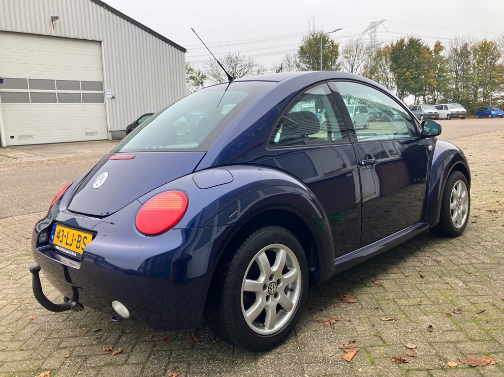 Volkswagen New Beetle