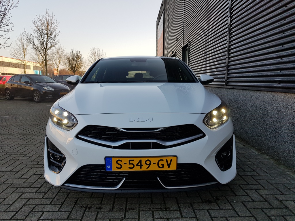 Kia Proceed