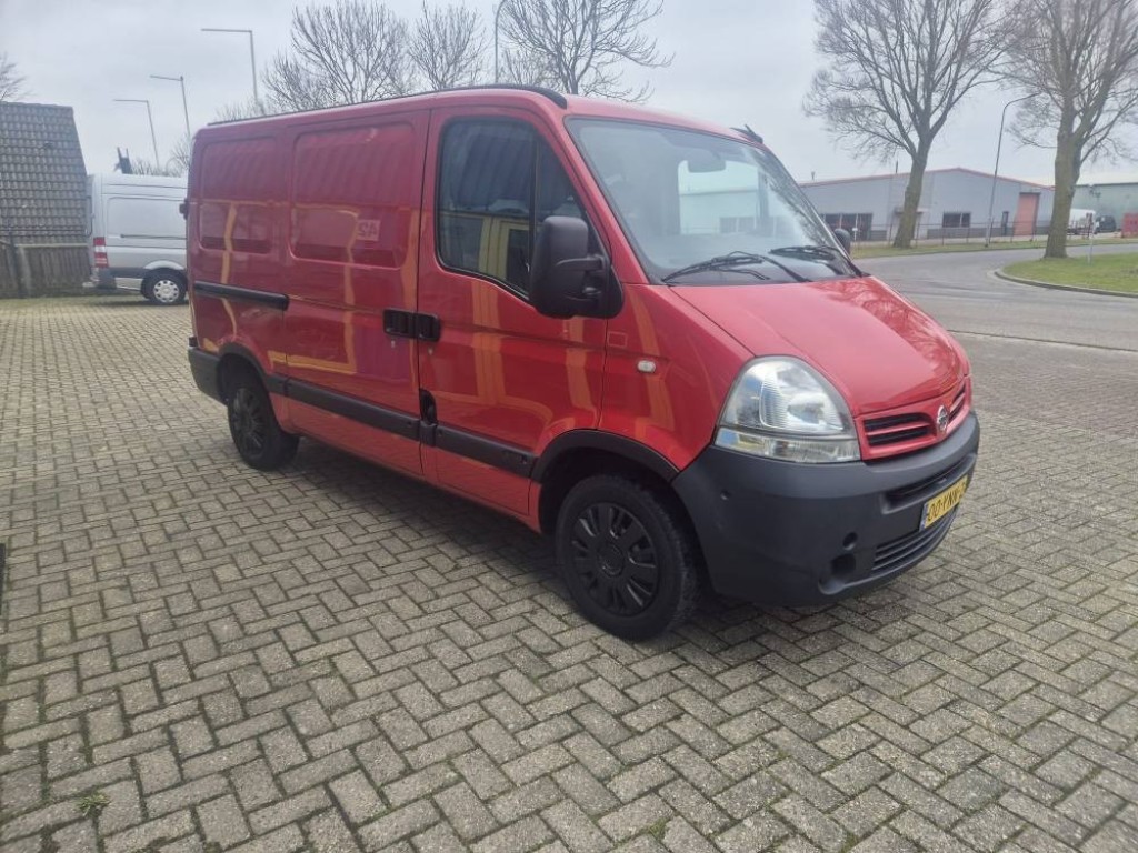 Nissan Interstar