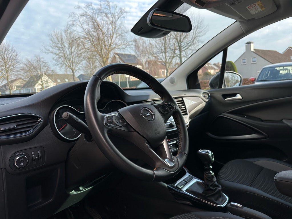 Opel Crossland X