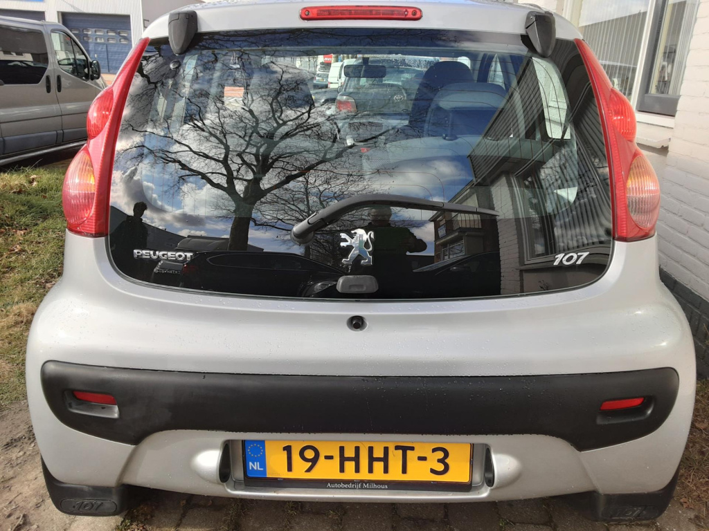 Peugeot 107