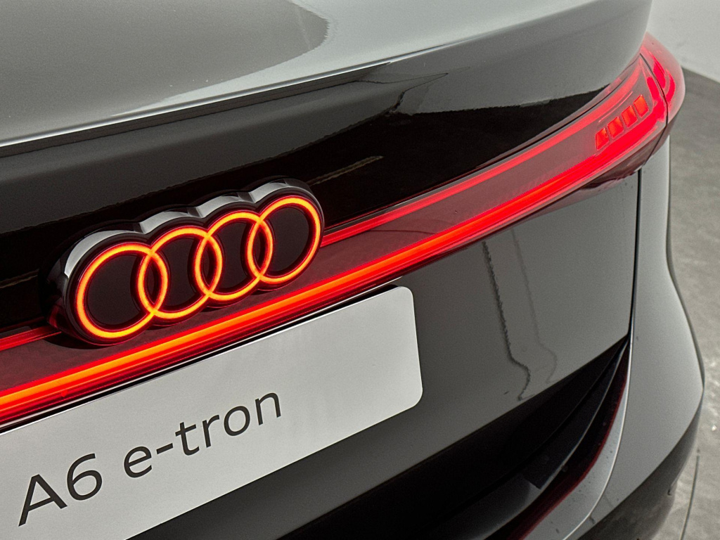 Audi A6 E-tron