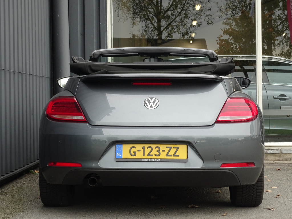 Volkswagen New Beetle