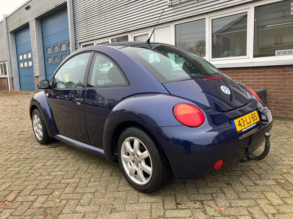 Volkswagen New Beetle