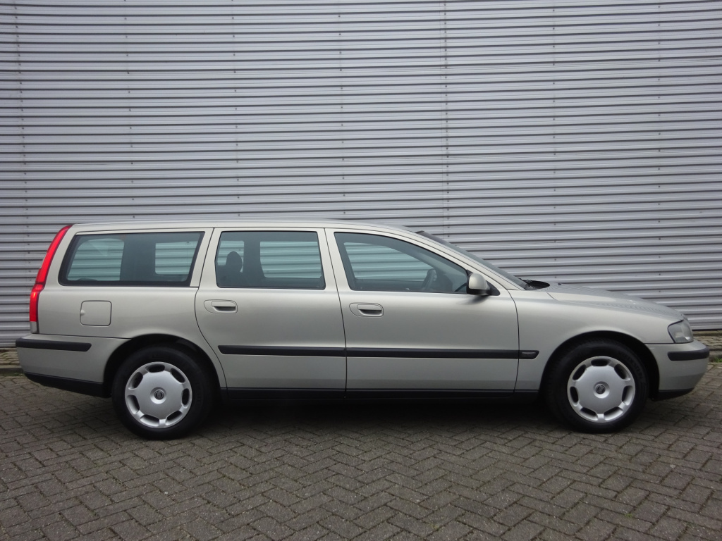 Volvo V70