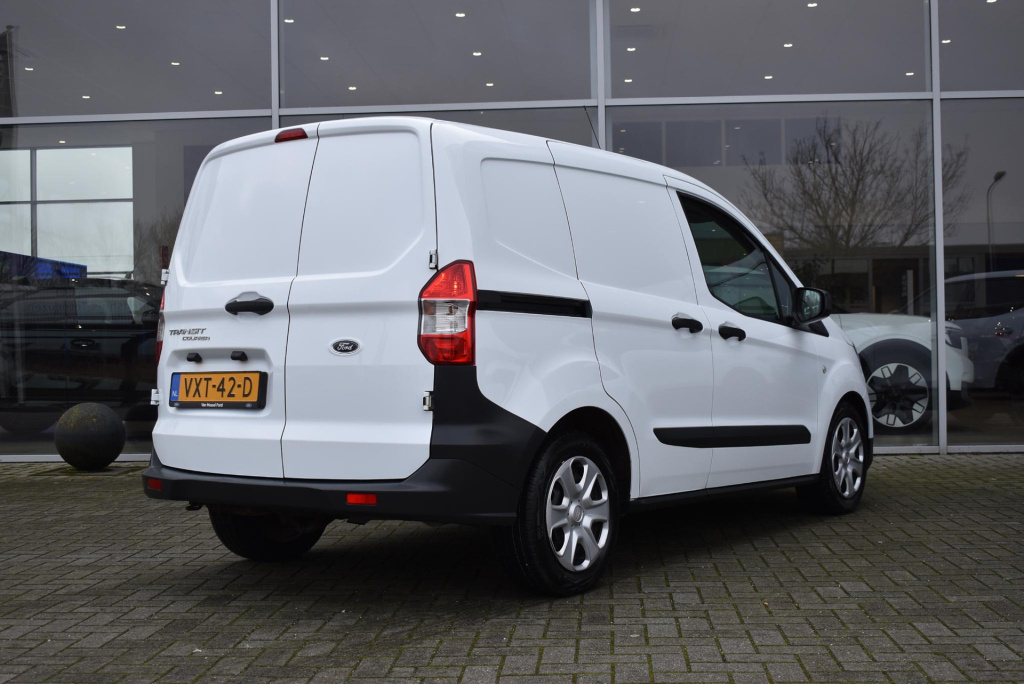 Ford Transit Courier