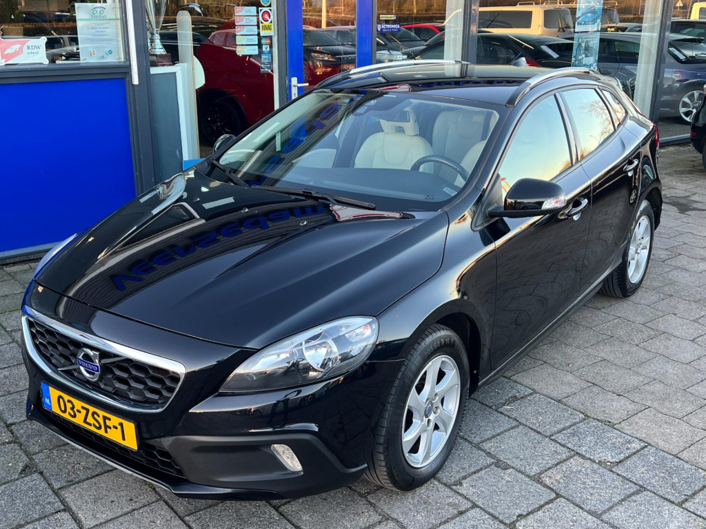 Volvo V40