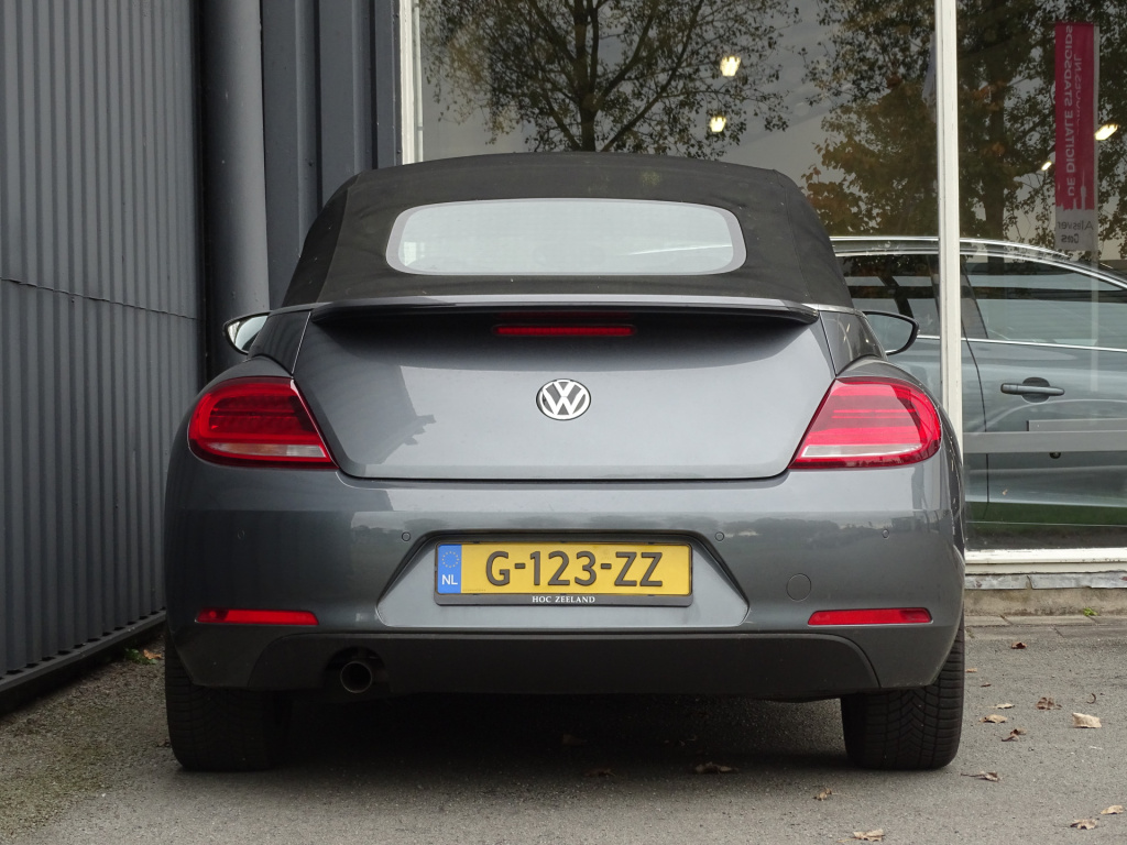 Volkswagen New Beetle