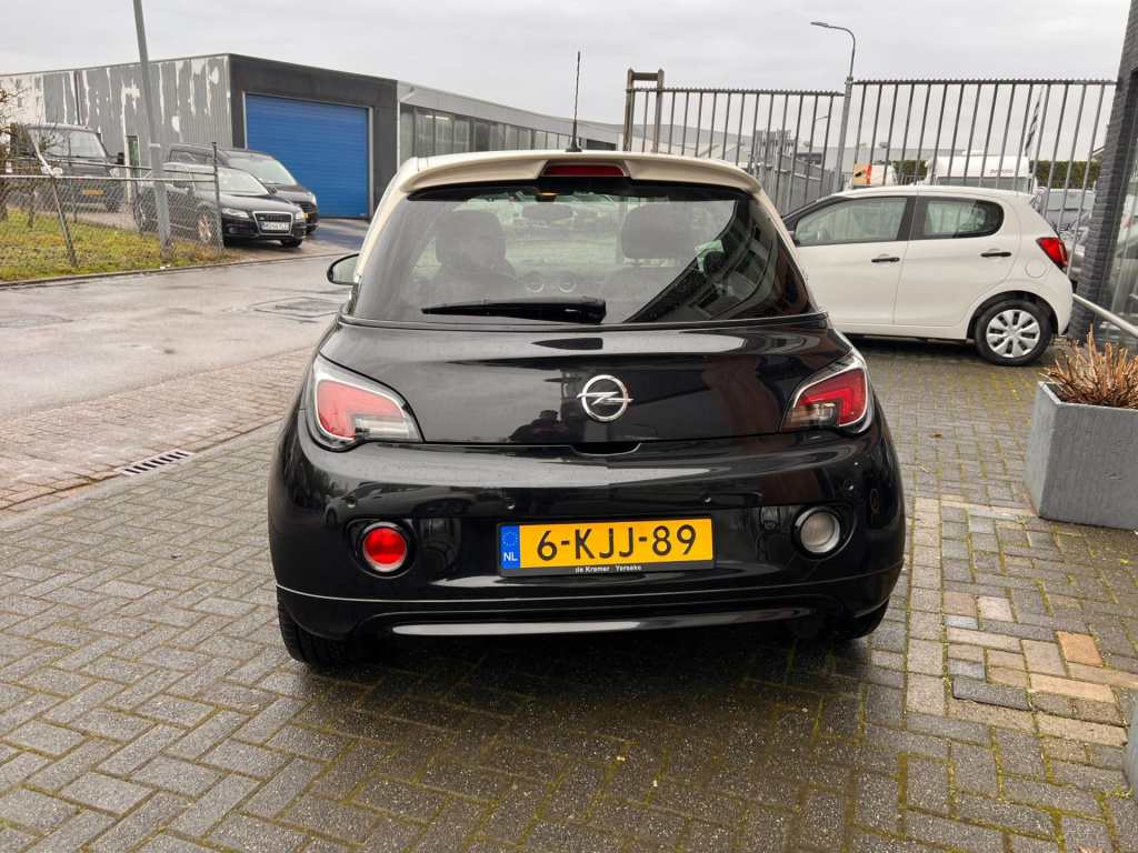 Opel Adam