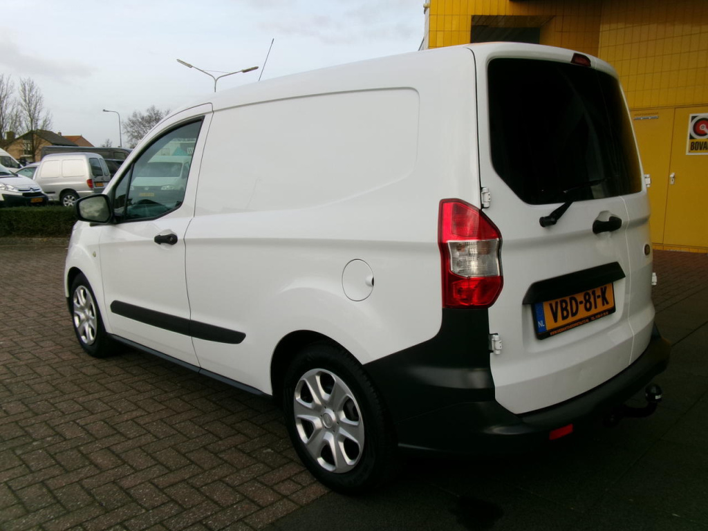 Ford Transit Courier