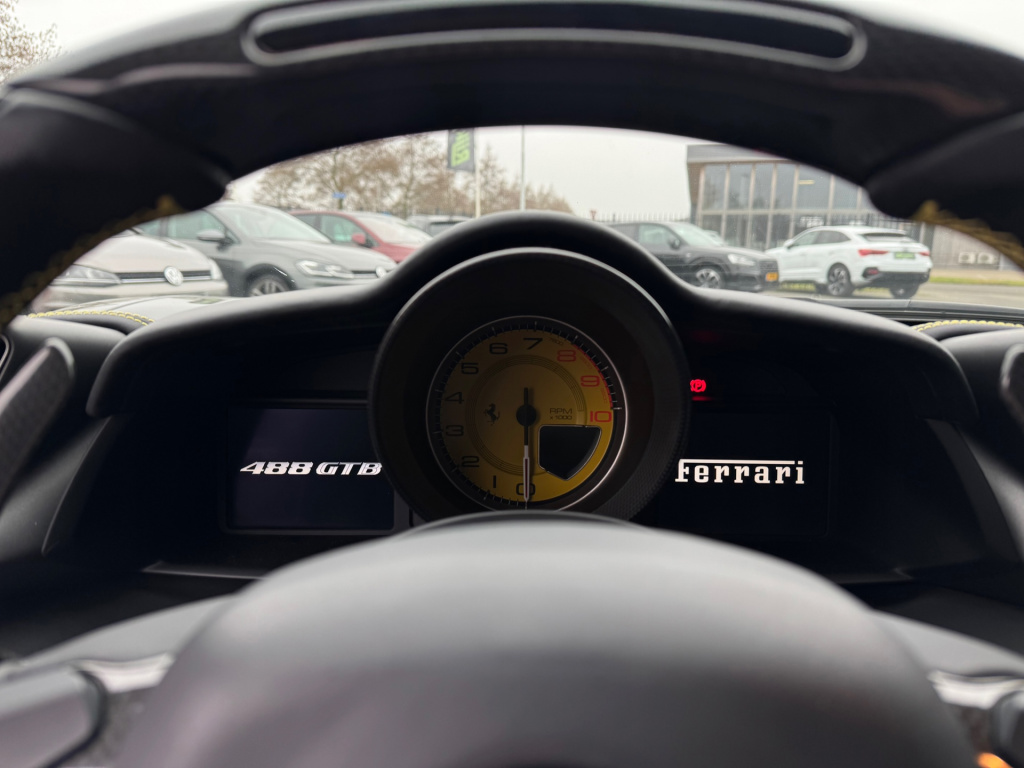 Ferrari 488