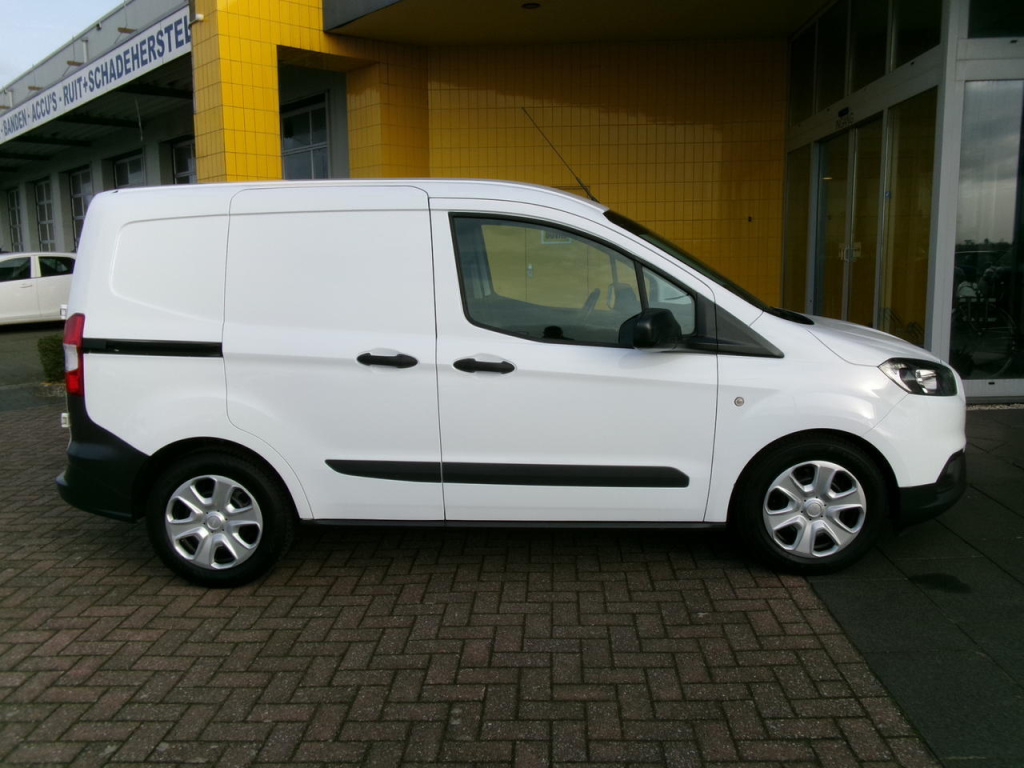 Ford Transit Courier