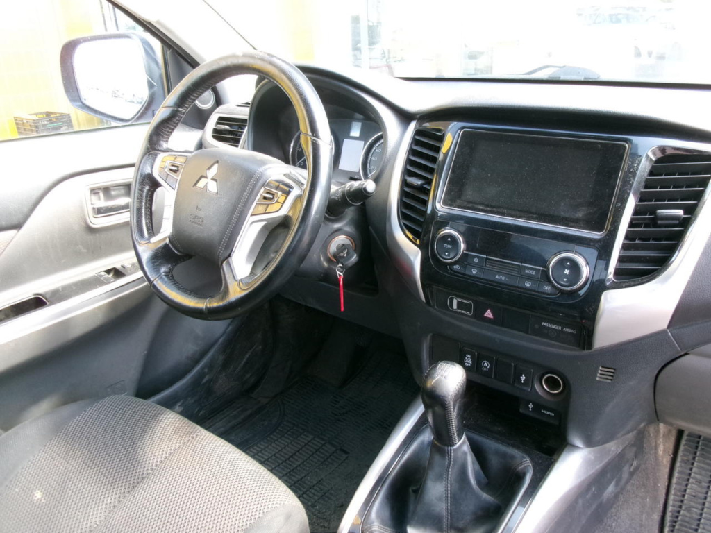 Mitsubishi L200