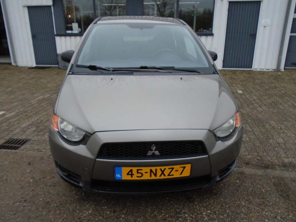 Mitsubishi Colt