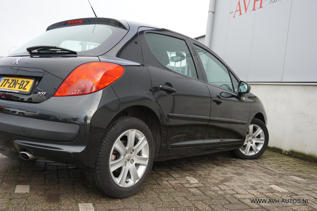 Peugeot 207